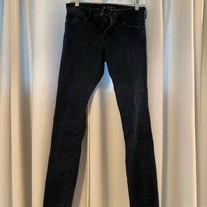 Zara Dark Wash Cropped Denim Jeans